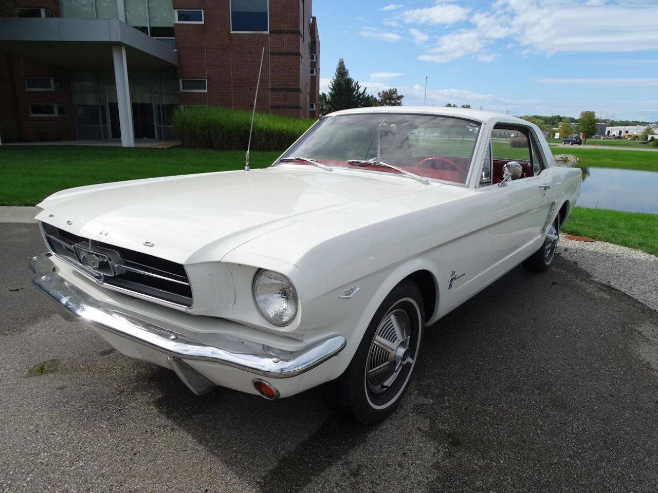 1965 ford mustang
