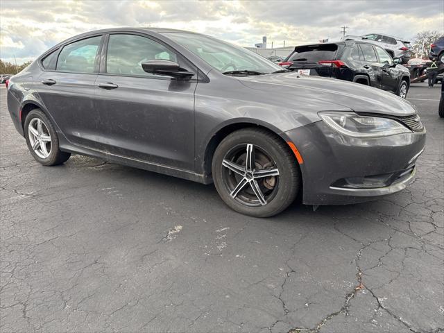 2015 chrysler 200 s