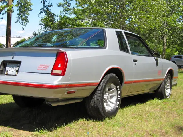 unique optioned 1987 monte carlo ss aerocoupe
