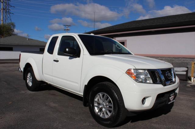 2015 nissan frontier sv