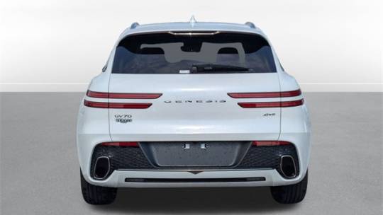 2025 Genesis GV70
