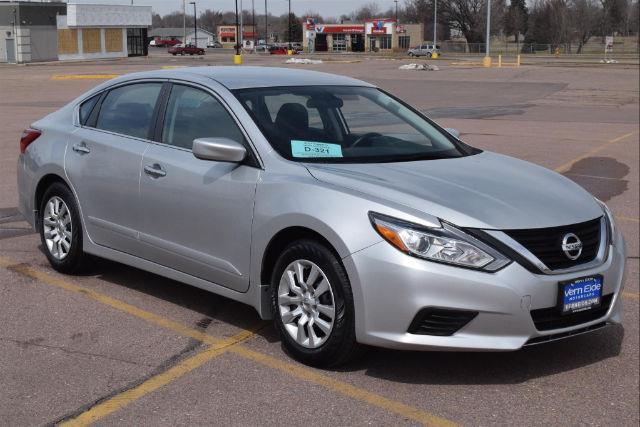 2017 nissan altima 2.5 s 2.5 s 4dr sedan for sale in sioux falls, south dakota