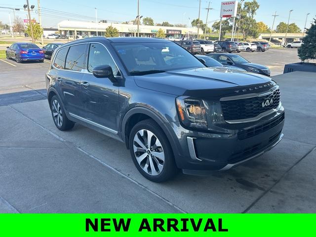 2022 kia telluride s