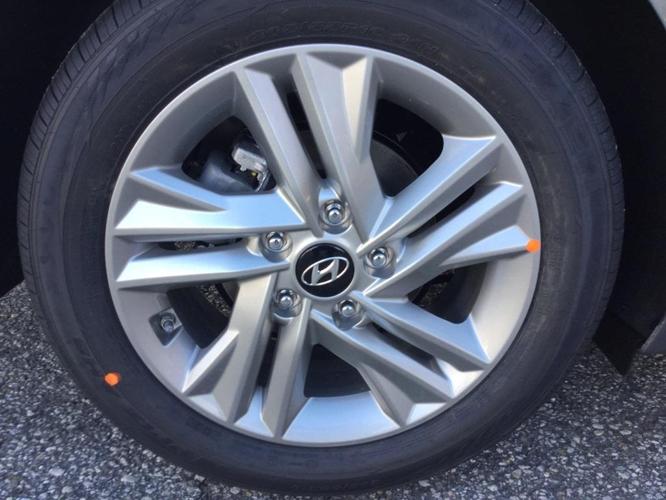 2019 hyundai elantra se se 4dr sedan 6m for sale in bow, new hampshire