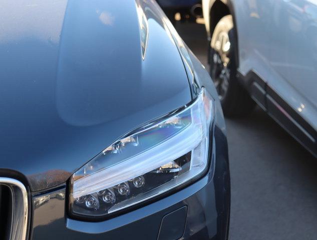2024 volvo xc90 b5 plus bright theme