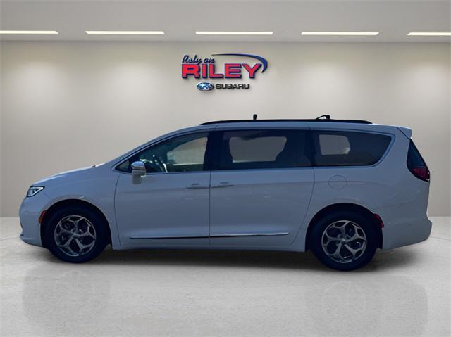 2022 chrysler pacifica limited