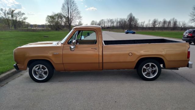 1975 dodge d100 adventurer pickup - extra nice!!!