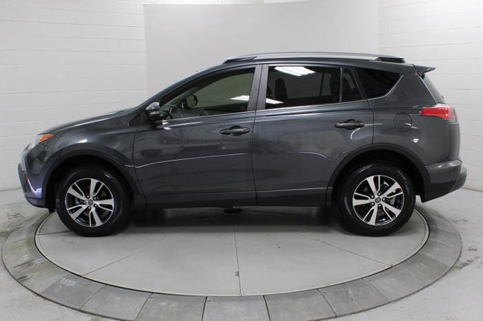 used 2017 toyota rav4 fwd xle nashville, tn 37204 for sale in nashville, tennessee