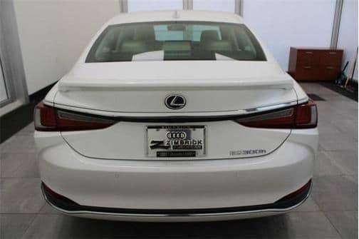2022 lexus es 300h 300h in madison, wisconsin