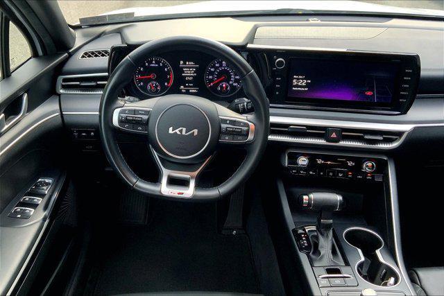 2022 kia k5 gt-line