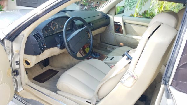 1990 mercedes convertible 300sl, beautiful, well maintained, new top, garaged
