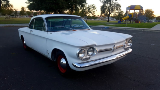 1962 chevrolet corvair monza 900 coupe