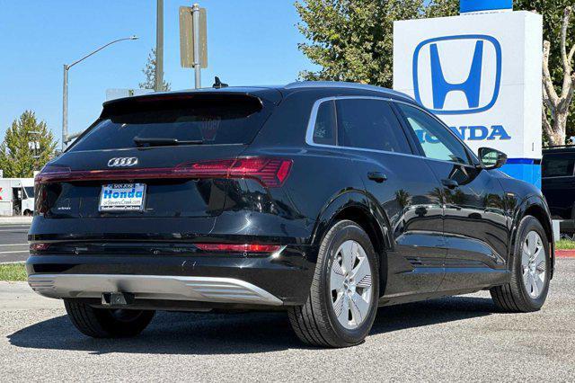 2019 audi e-tron premium plus