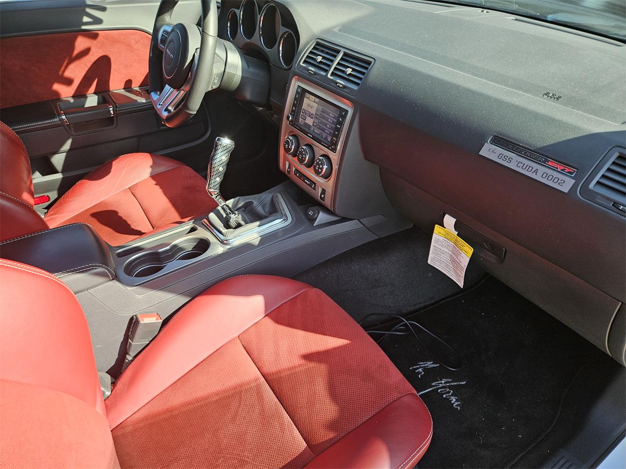 2012 dodge challenger srt8