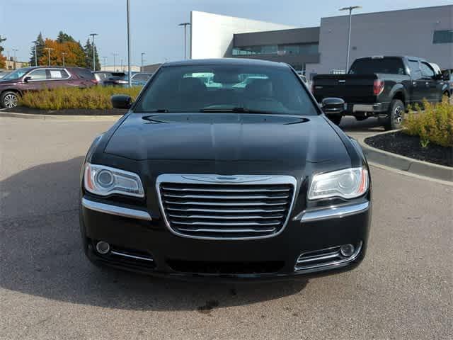 2014 chrysler 300 base