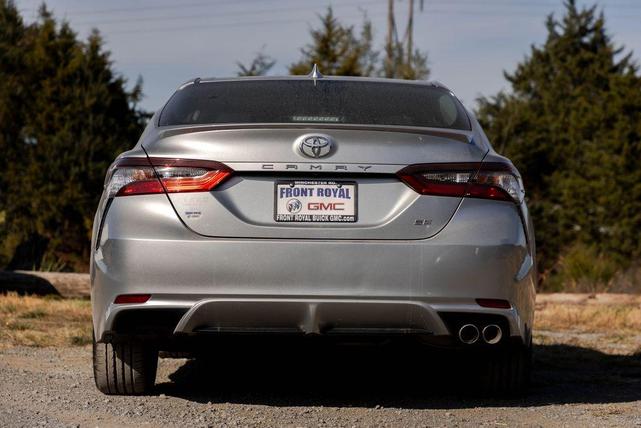 2022 toyota camry se nightshade