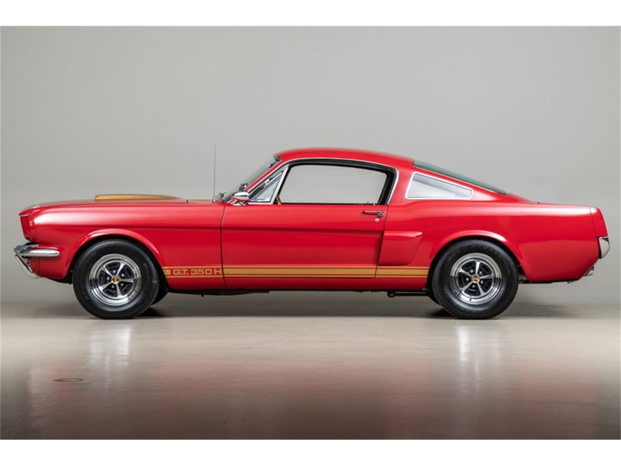 1966 shelby gt350