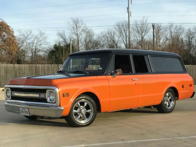 1969 chevrolet c10 suburban 3-door