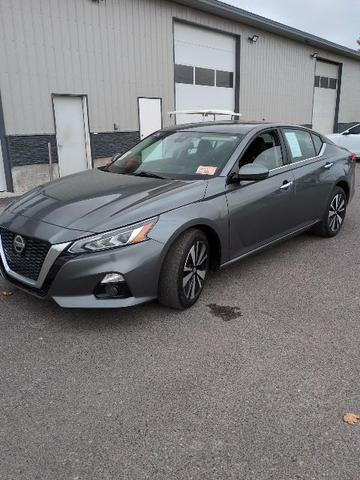 2020 nissan altima 2.5 sv