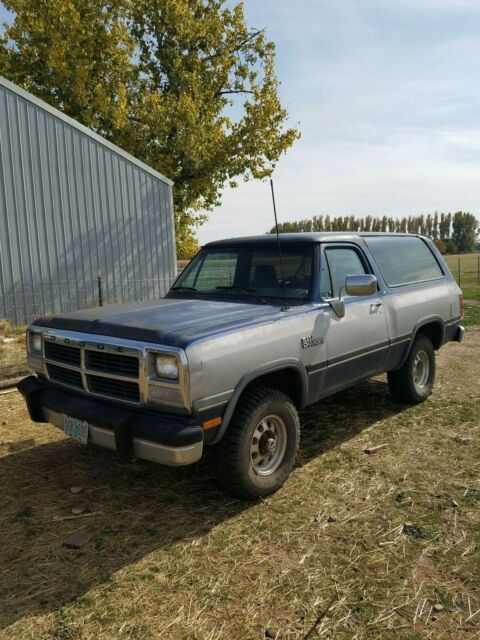 1993 dodge ramcharger rare 5.9l magnum engine rare blue needs partial resto 140k