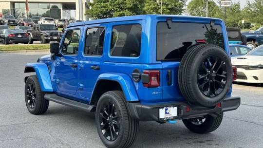 2024 Jeep se