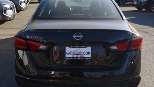 2025 Nissan Altima