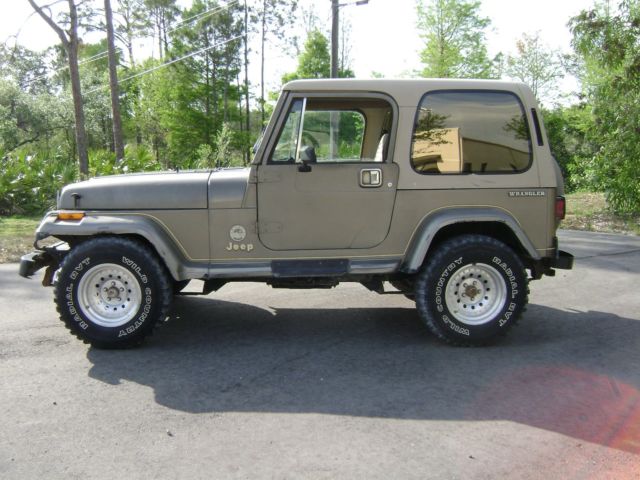 1989 jeep wrangler sahara with hard top & doors low miles original paint!!