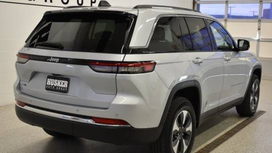 2022 Jeep Grand Cherokee