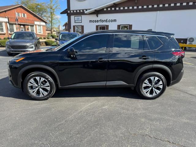 2021 nissan rogue sv