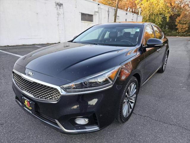 2017 kia cadenza premium
