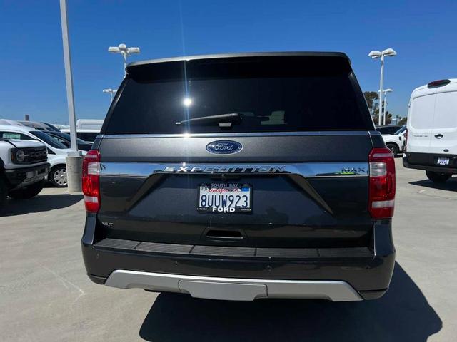 2020 ford expedition max xlt