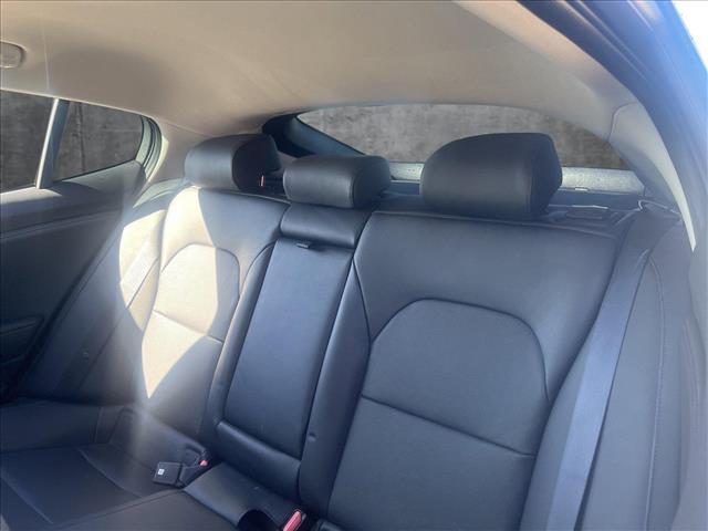 2019 kia stinger premium
