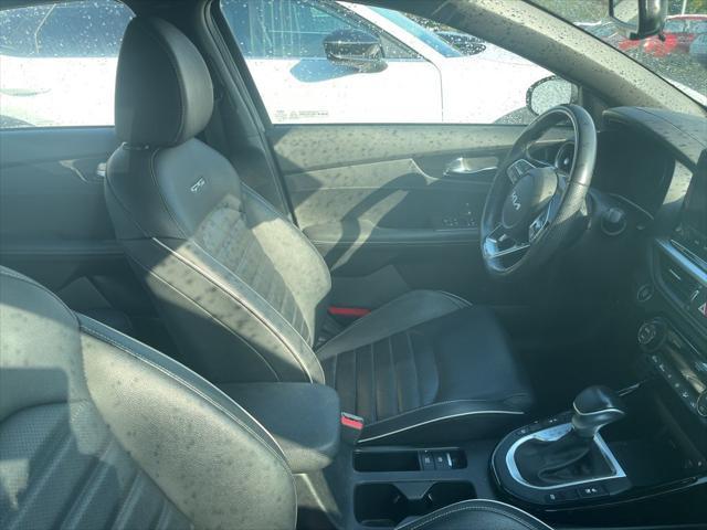2022 kia forte gt-line