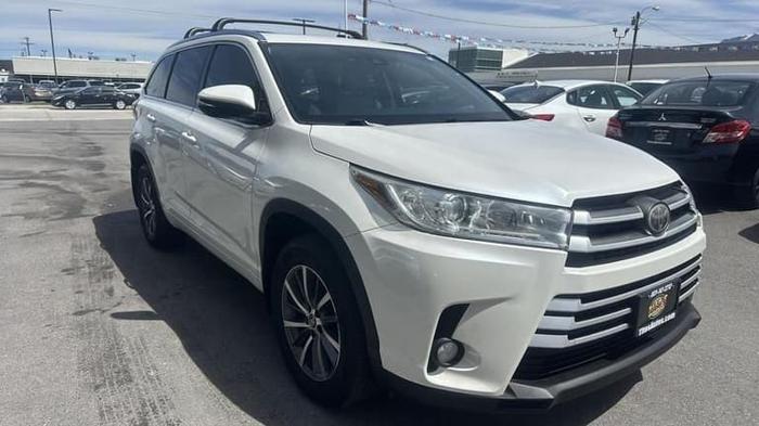 2017 toyota highlander se sport utility 4d in salt lake city, utah
