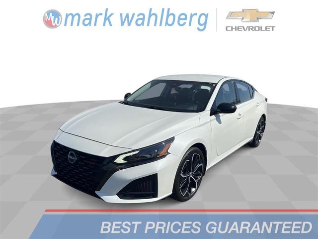 2023 nissan altima 2.5 sr