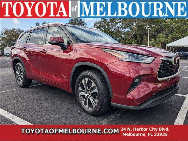 2021 toyota highlander xle