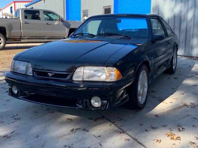 1993 ford mustang svt cobra
