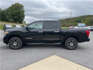 2021 Nissan Titan sv