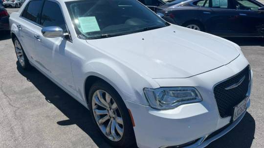 2019 Chrysler 300