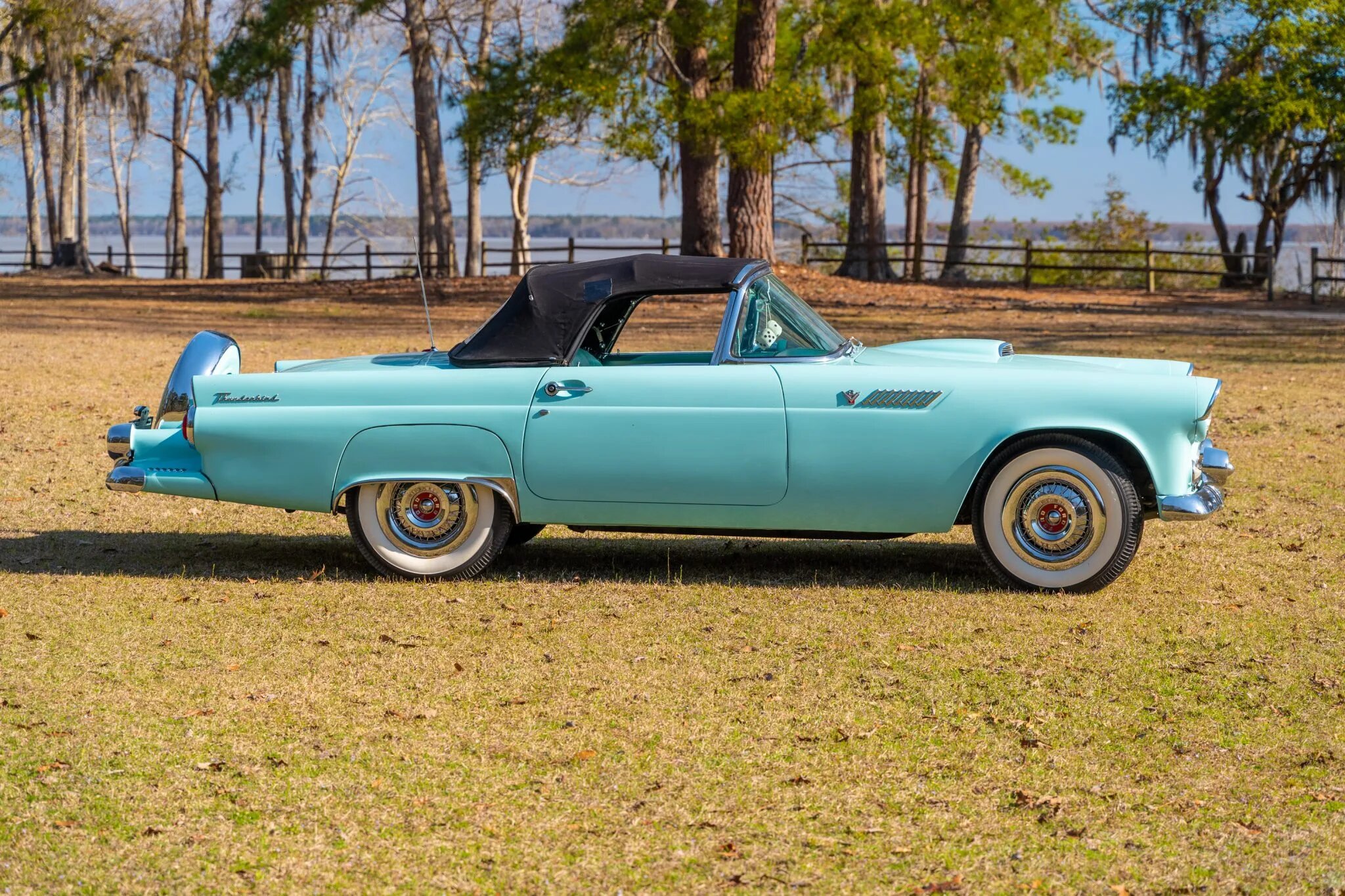 ford thunderbird