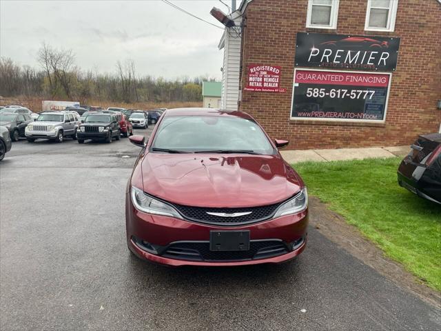 2016 chrysler 200 s