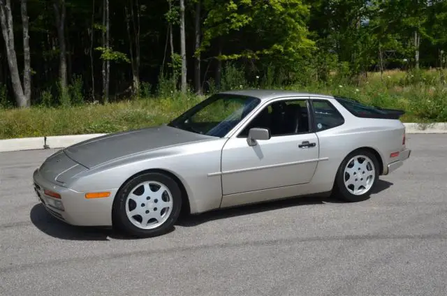 1989 porsche 944 turbo - zermatt silver, records since new, window sticker