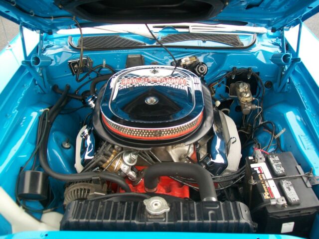 1972 plymouth road runner 440-6 tb3 petty blue air grabber hood