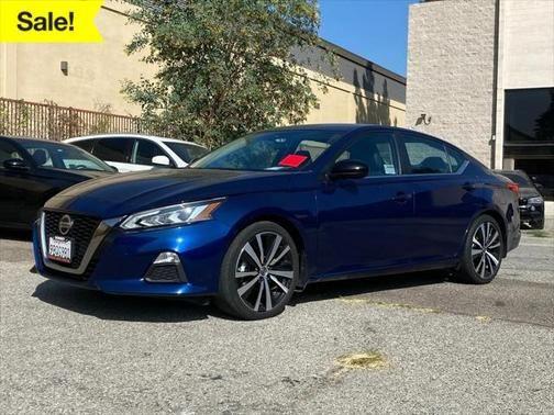 2022 nissan altima