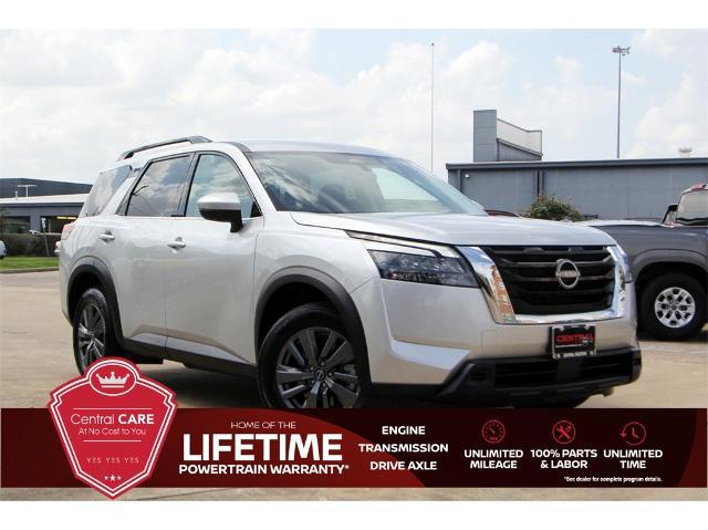 2023 nissan pathfinder sv