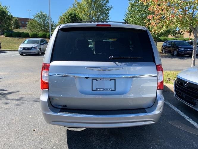 used 2016 chrysler town & country touring bloomington, in 47403 for sale in bloomington, indiana