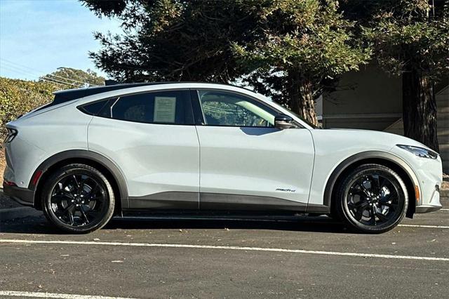 2024 ford mustang mach-e select