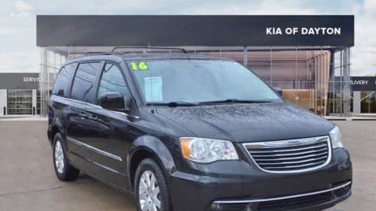 2016 Chrysler Town & Country