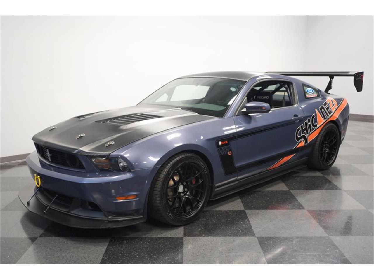 2012 ford mustang