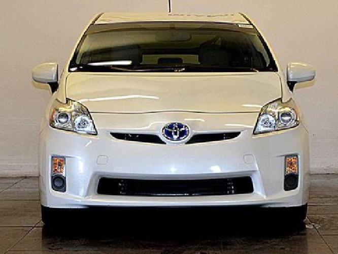 2010 toyota prius hybrid hatchback in miami, fl